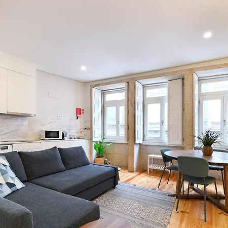 Bonjardim Downtown - By Guest פורטו