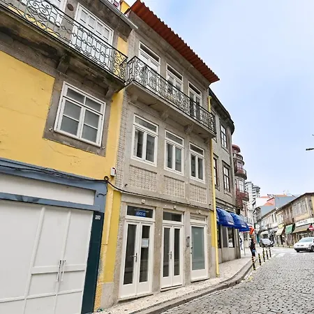 Bonjardim Downtown - By Guest